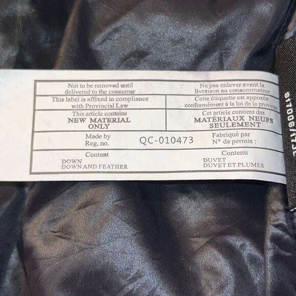 S13 New York Camo Faux Fur Hooded Down Puffer Vest Women’s Medium - Picture 8 of 9